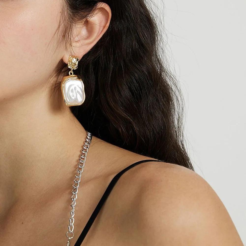 Cross-border Hot Selling Retro Light Luxury Pearl Earrings Elegant Baroque Geometric Drop Earrings Women's Jewelry