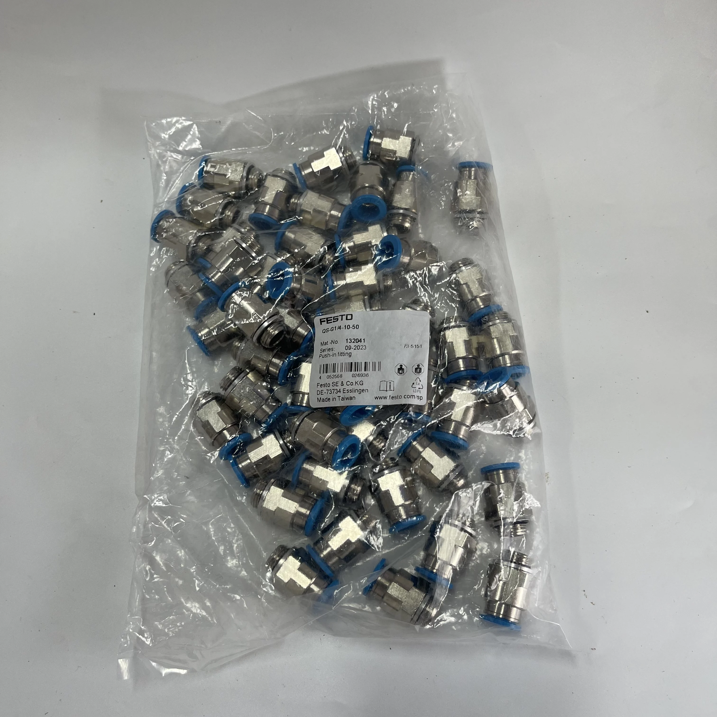 Festo Pneumatic Straight Connector QS-G1/4-10 Festo Pneumatic Straight Connector QS-G1/4-10