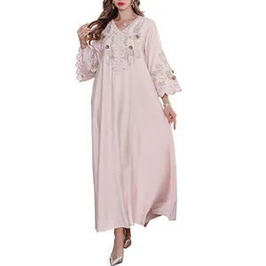 ODM Muslim Long Skirt Wholesale Elegant Women's Dress Dubai Embroidered Printed Robe