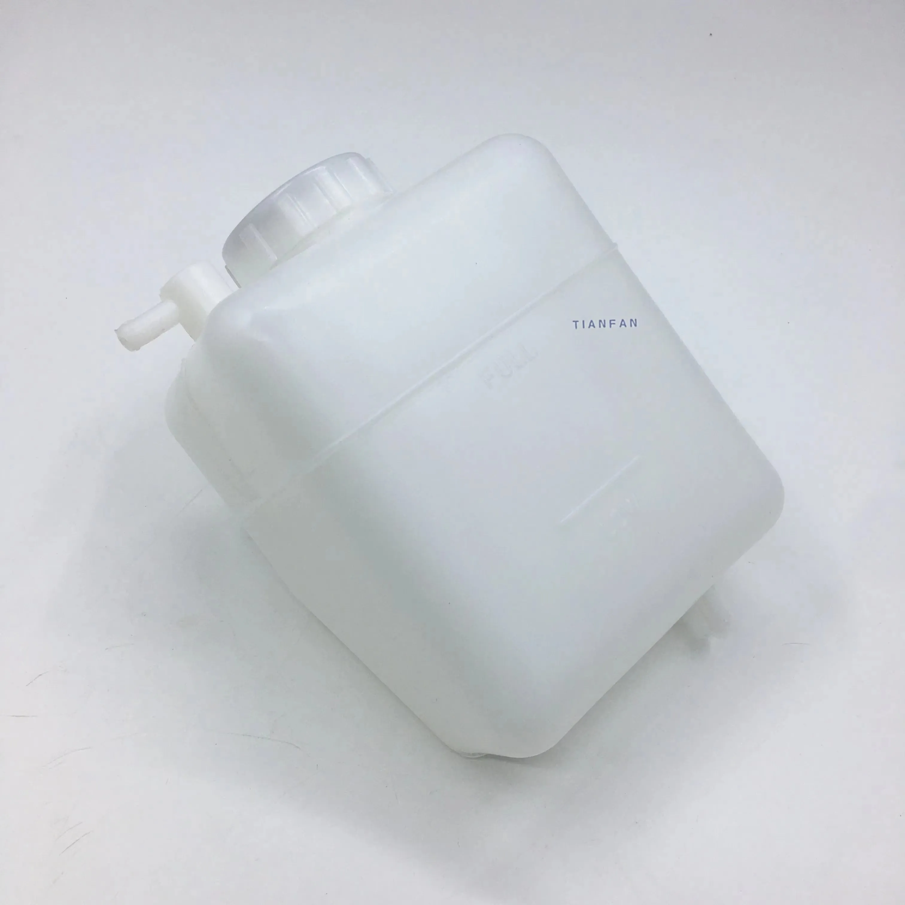 High Quality Plastic Radiator Coolant Expansion Tank for Hyundai