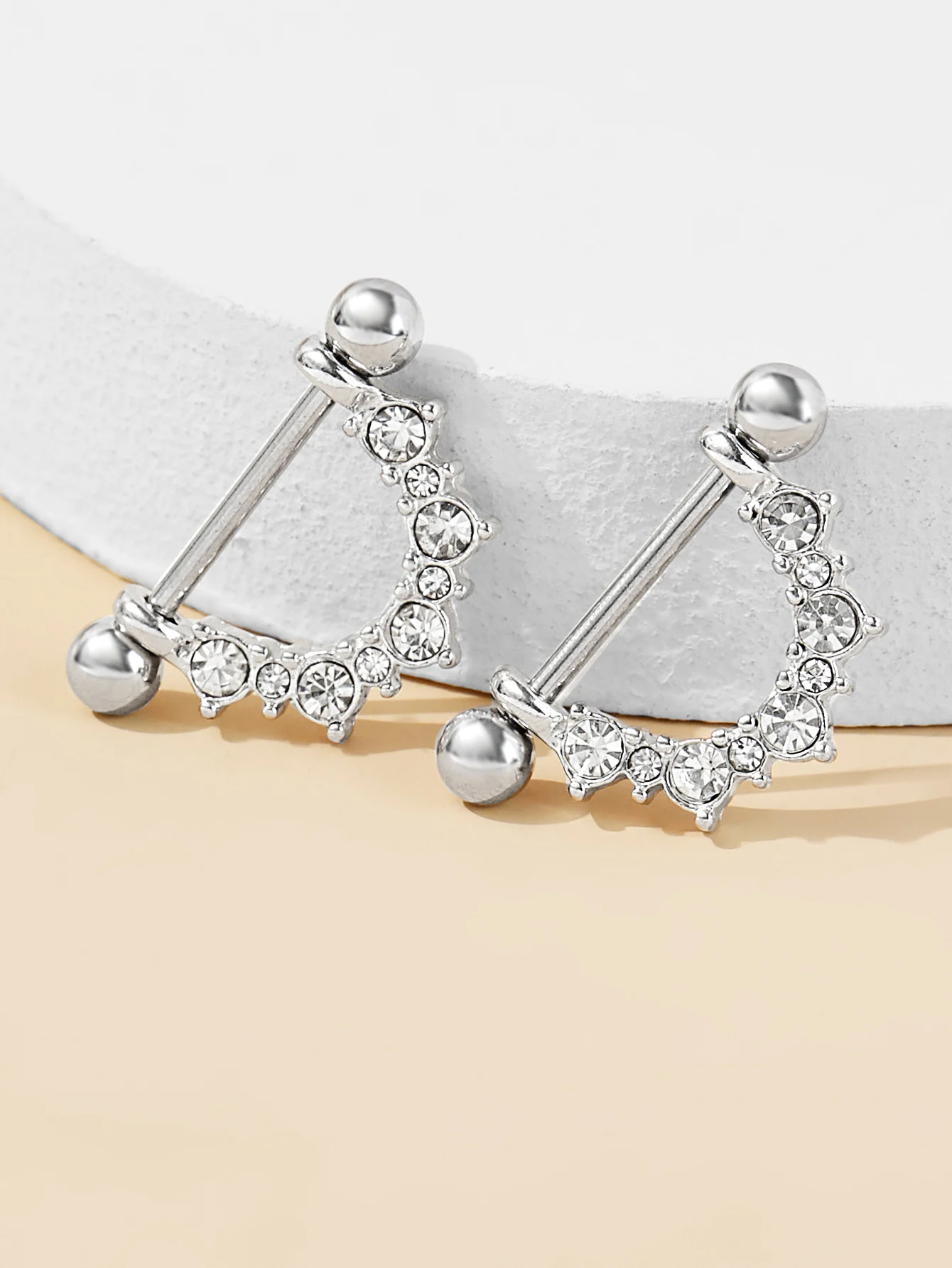 Luxury Shinning Rhinestones Unique Nipple Ring Surgical Titanium