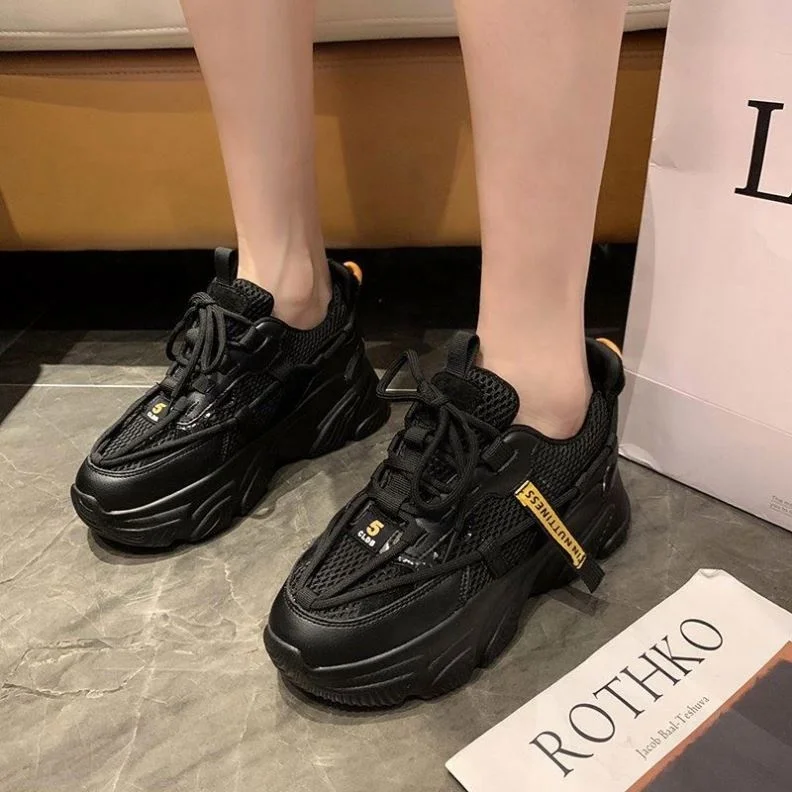 
 2021 New Fashion Women Sneakers Autumn Vulcanized Shoes Casual Sport Shoes lightweight Breathable Flat Sneakers Tennis Feminino  