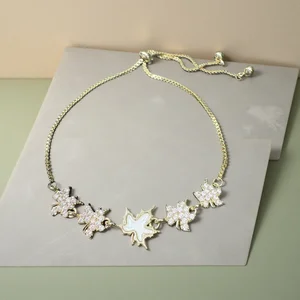 Y2K Aesthetic Maple Leaf Bracelet Gold Plated Copper Dense Zircon Leaves Adjustable Sliding Clasp Dainty Everyday Jewelry Gift