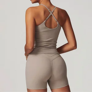 Slim Fit Yoga Tank Top With Quick-Dry Fabric Comfortable for Gym, Running, and Pilates