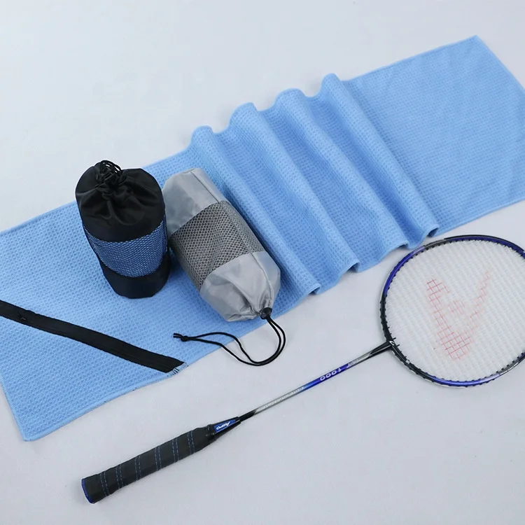 Toalha Esportiva para Academia Atacado com Logo Personalizado em Microfibra com Padronagem Waffle com Zíper para Viagem Praia Impressa em Rolo