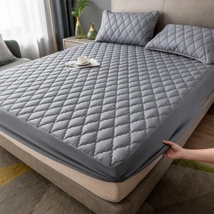 Custom Waterproof Polyester 3pcs  Solid Color Bed Cover  Mattress Protector 3pcs Bed  Fitted Sheet Bedding Set
