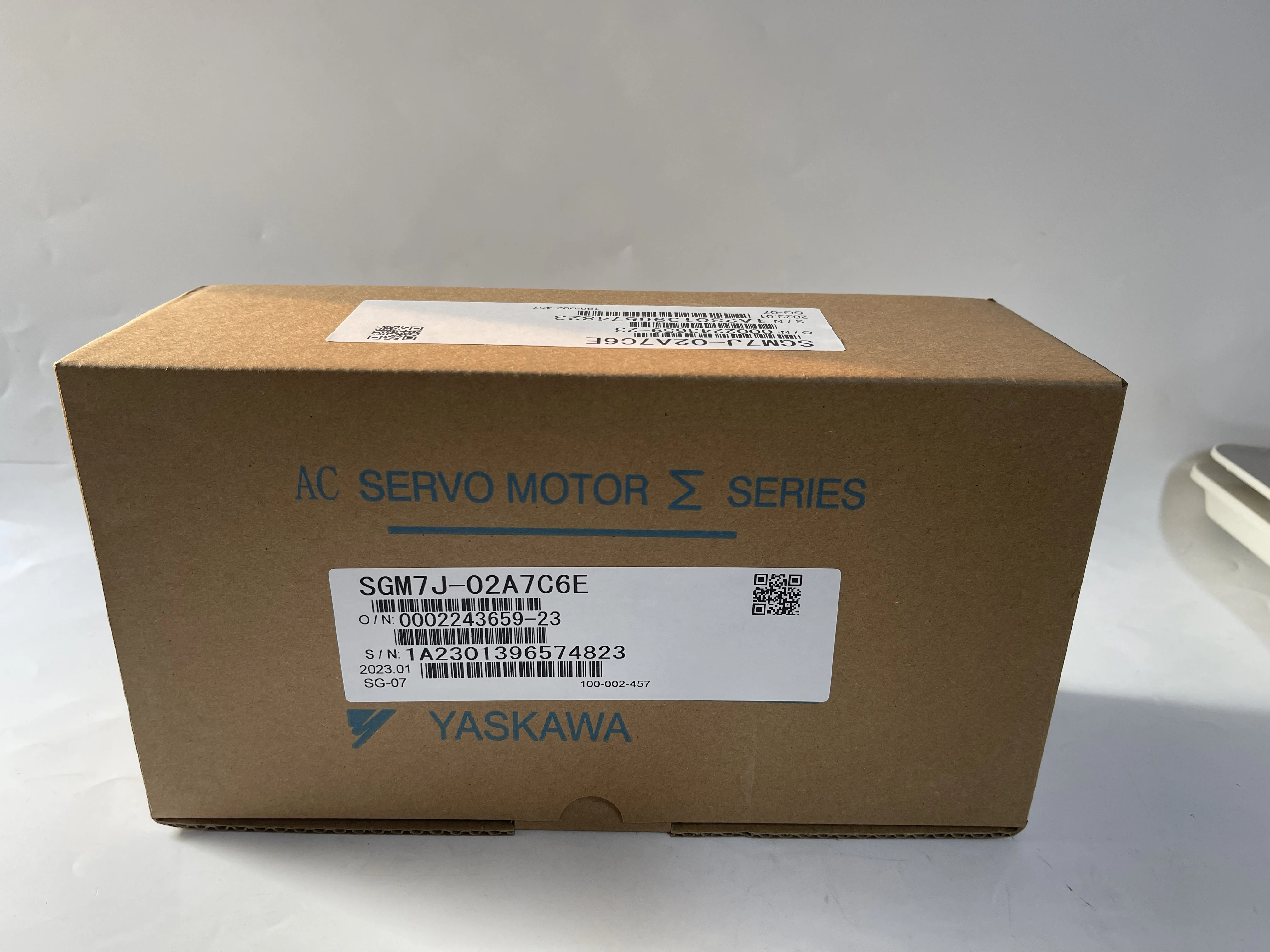 Yaskawa Σ Series AC Servo Motor SGM7J-02A7C6E Yaskawa Σ Series AC Servo Motor SGM7J-02A7C6E