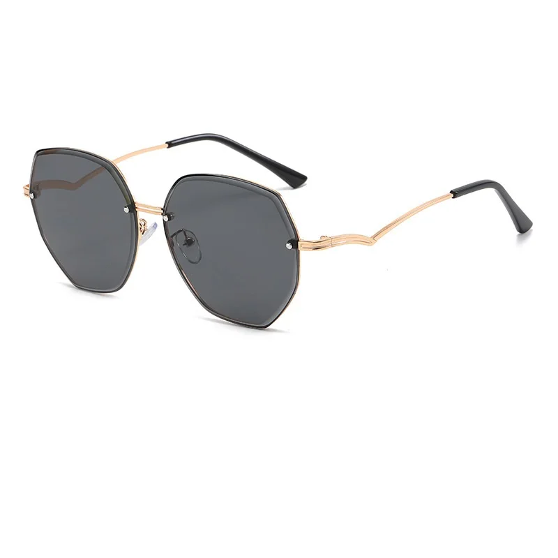 New Arrival Fashion Retro Round Oversized Women Sunglass Customized logo Designer Trend Sunglasses 2024