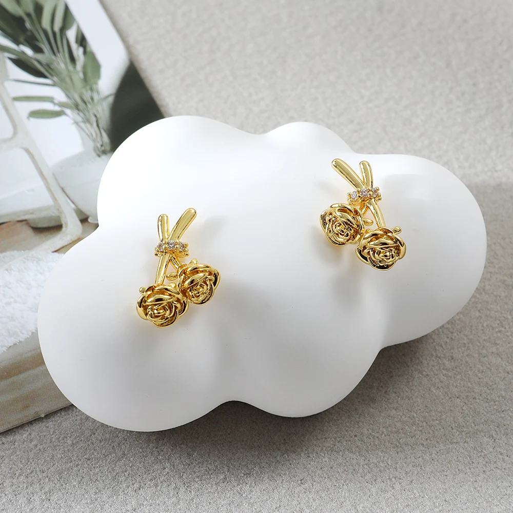 product wholesale fashion jewelry custom gold plated glamour statement copper diamond flower necklace earrings jewelry set for women-3