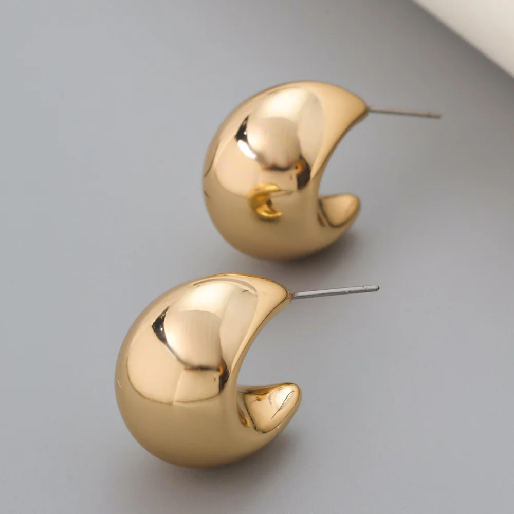 2026 Korean Jewelry C-shaped Half-round Geometric Earrings - Fashionable and Charming Women's Earrings