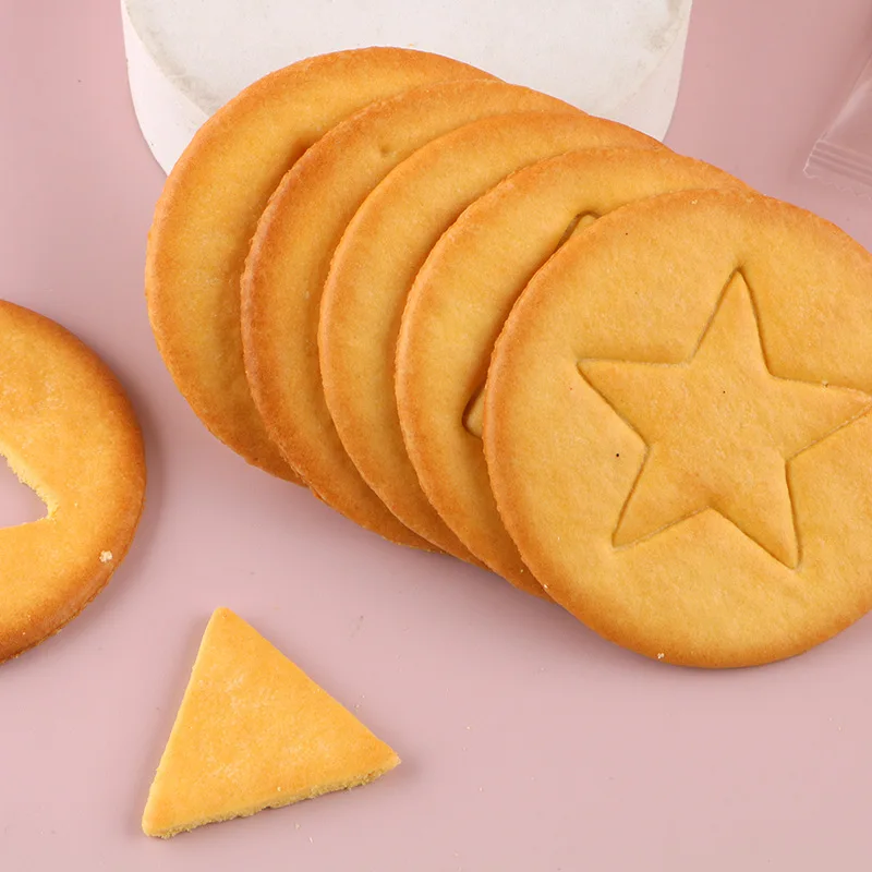Game Biscuits Pattern Circular Game Children's Gift Christmas Snacks Egg Cracker Salty Round Biscuit