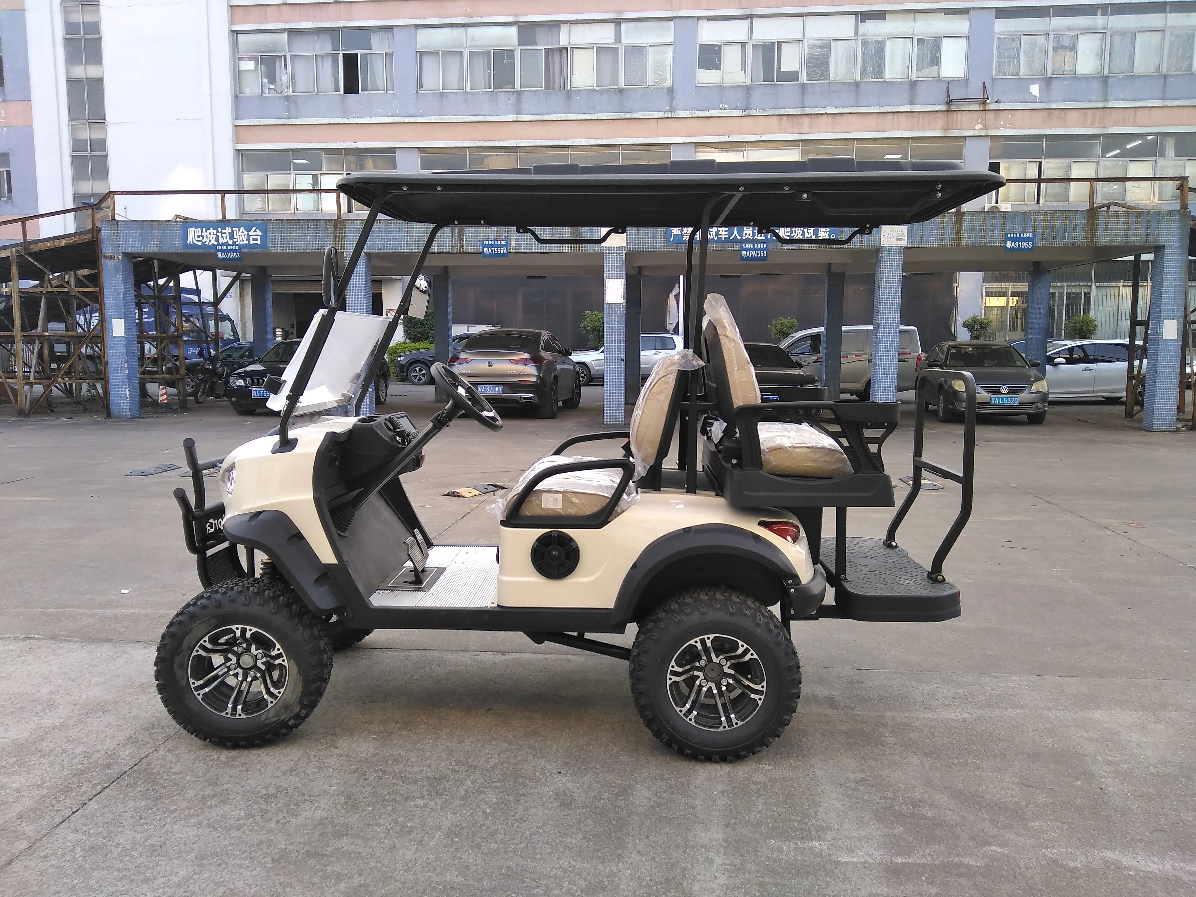 Дешевые электрические автомобили, 4 колеса, поднятые автомобили для гольфа, электрический гольф-скутер, новый дизайн, тележка для гольфа, распродажа