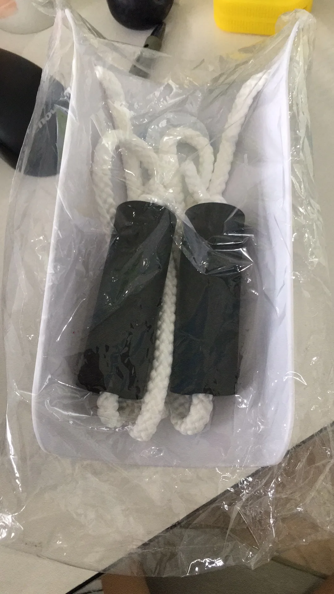 Stocking Slider Plastic Socks Helper with Foam Handles DL122 Easy on off Aid for Elderly Seniors Pregnant Healthcare Supply