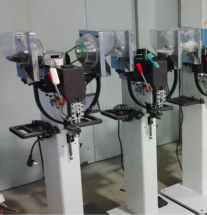Easy Operation Automatic Snap Button Attaching Machine Snap Button Press Machine Baby Diaper Button Attaching Machine