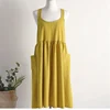 Round neck light yellow