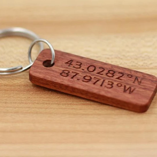 
Персонализированные Дерево брелок, изготовленный на заказ Лазерная резка/гравировка деревянная брелки-персонализированные Дерево брелок 