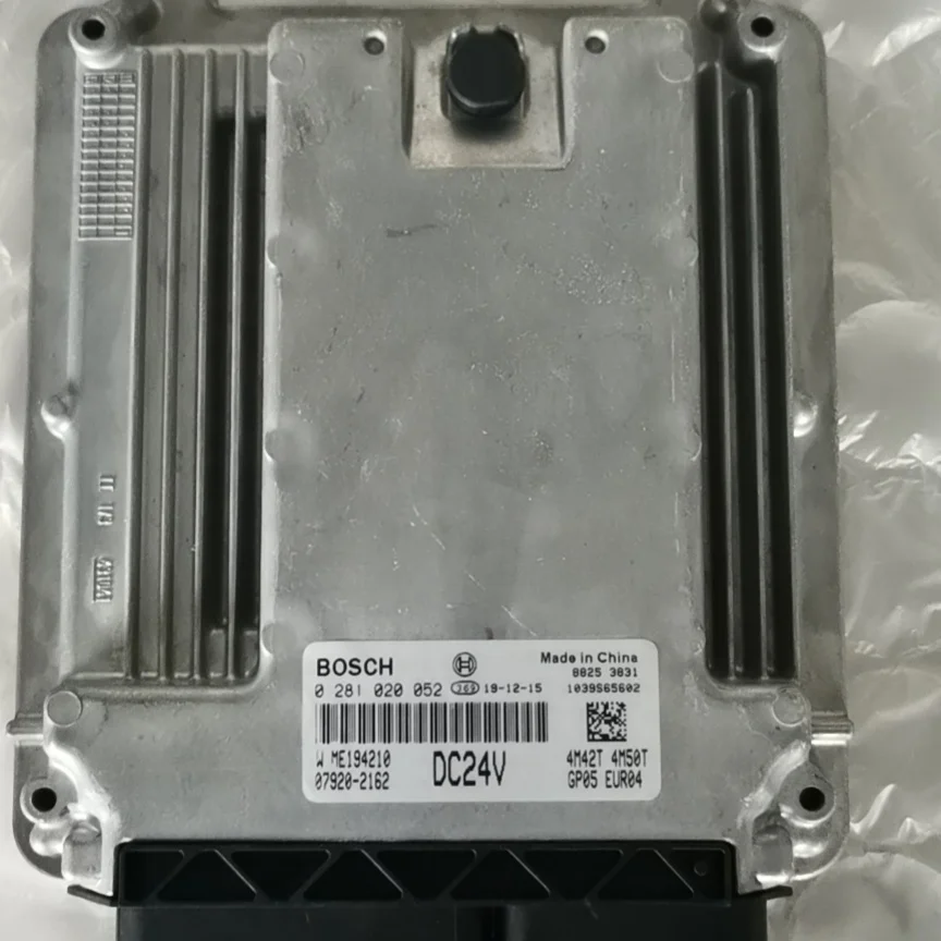ファイターBOSCH ME194210 DC24V コンピュータ ファイターBOSCH ME194210 DC24V コンピュータ