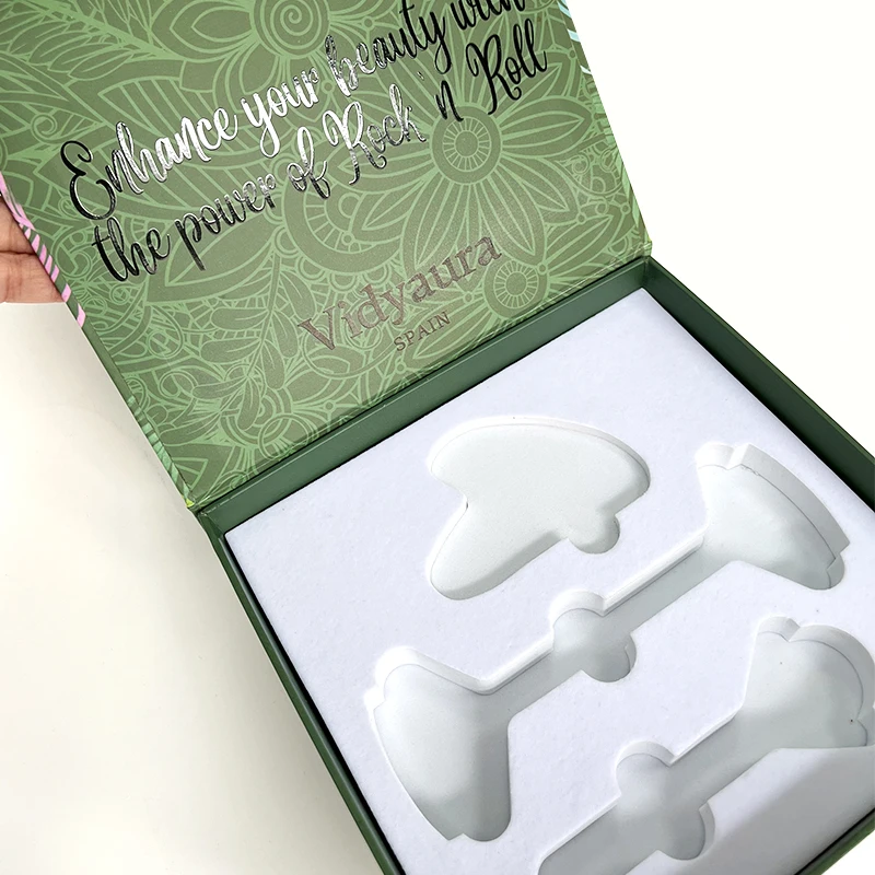 EU Hot Selling Luxury Handmade Lip Gloss Packaging Box White Flip Gift Coffrets UV Coating Embossing Custom Logo Cosmetic Boxes supplier