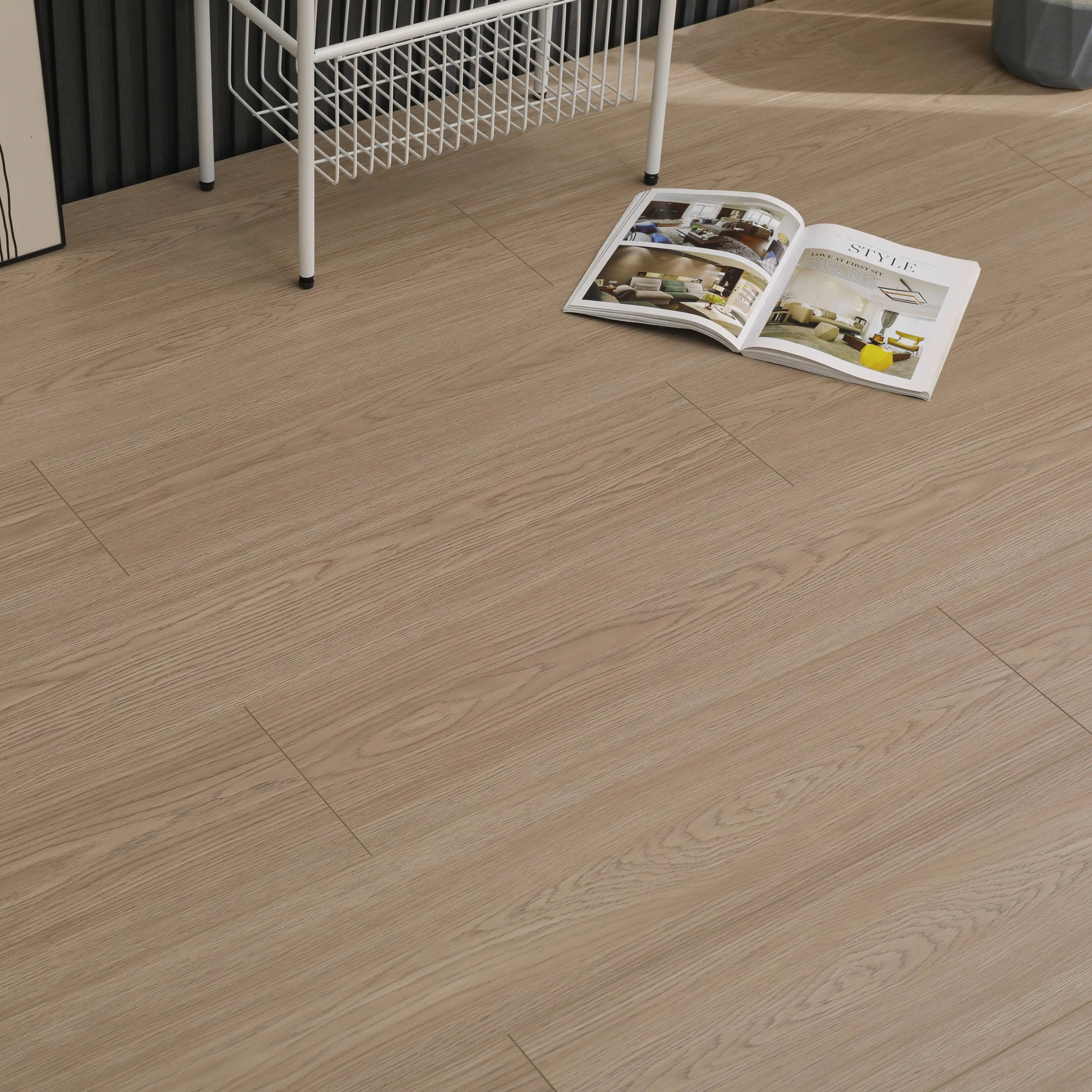 product household 14mm solid wood composite flooring is waterproof wear resistant and stable638-3
