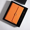 Conjunto naranja vibrante