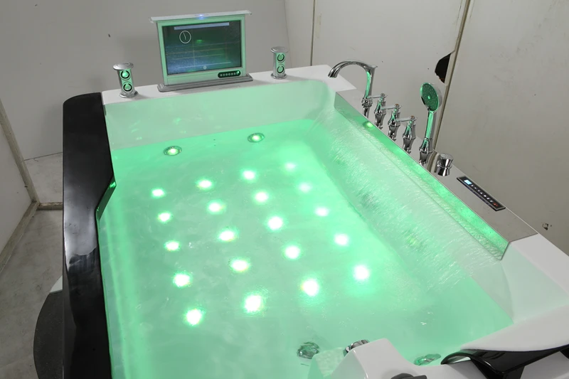 Longevity Clear Acrylic Luxury Bath Tubs With Hydro Massage Standard