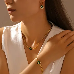 European American Stainless Steel Jewelry Set 18K Gold Four Leaf Flower Love Glass Stone Necklace Bracelet Earrings for Gift