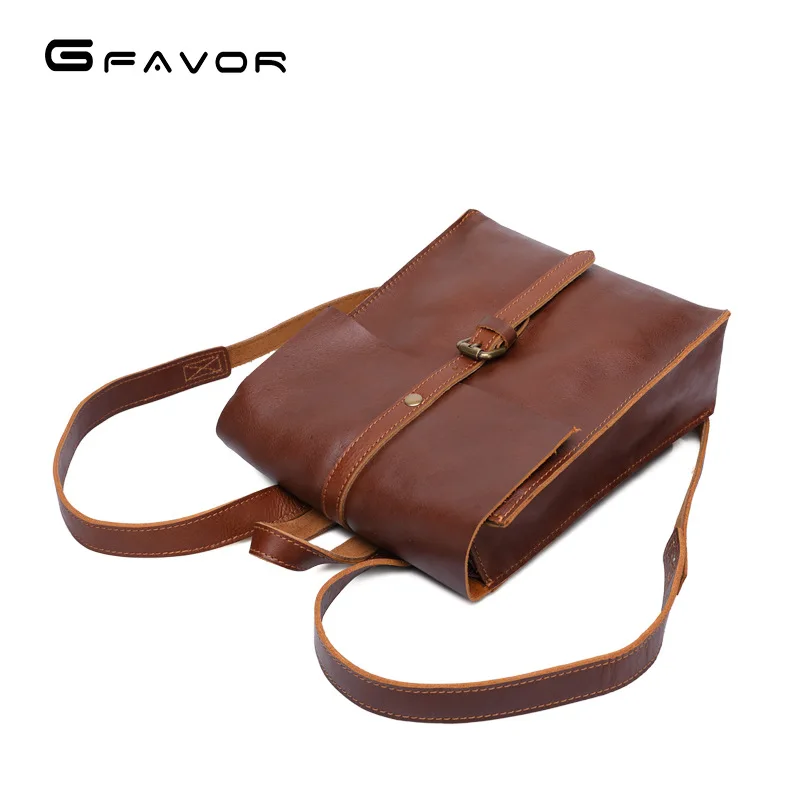G-FAVOR Vintage Leather Rucksack - Perfect for All Seasons display picture 3