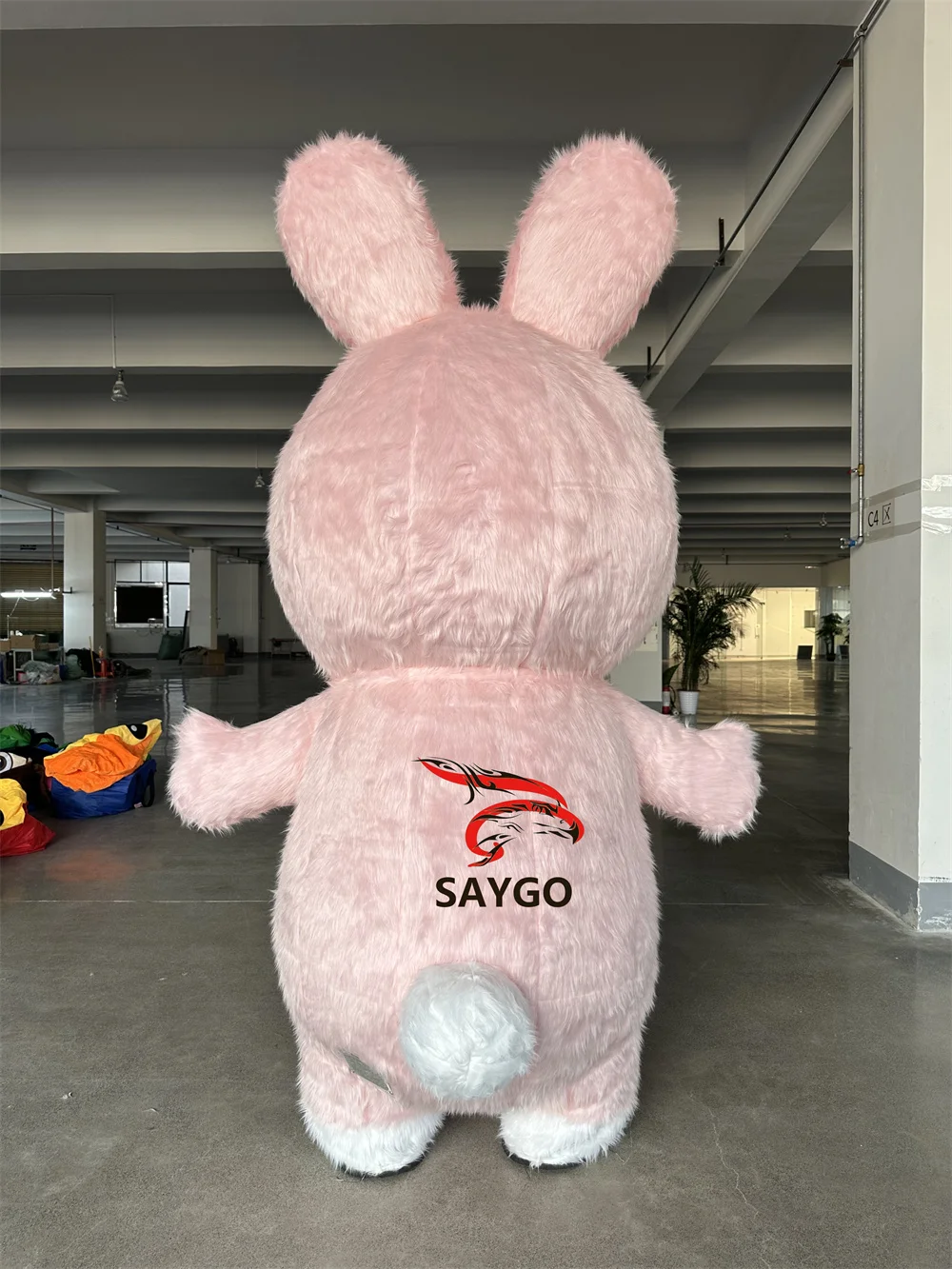 Commercial 2m/2.6m Star Eyes Rabbit Bunny Inflatable Mascot Costume Hand-Drawn Anime Style for Halloween Carnival Parties