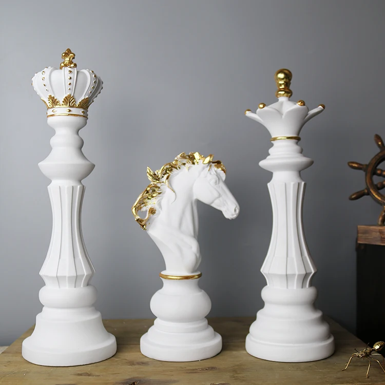 Resin Customized Queen King Crown Horse Head Roman Column Pillar Big Chess  Handmade Souvenir Sculpture Statuehot - China International Chess and Resin  International Chess price