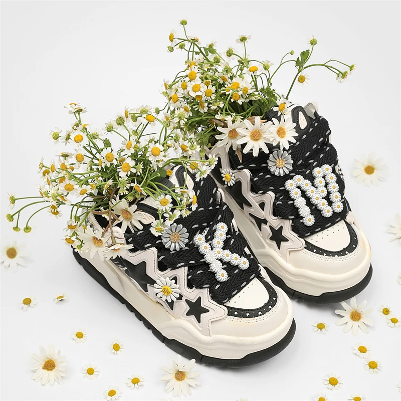 Free Shipping Factory Custom Brand Logo Men Sneakers Autumn Winter Block Daisy Star Bread Shoes Thick Soles Women Flat Sneakers