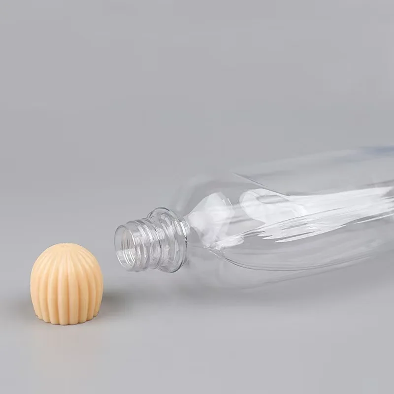 Custom Luxury 300ml 500ml PET Plastic Bottle Shampoo Shower Gel Body Wash Bottle With Unique Screw
