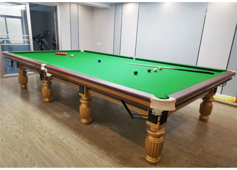 Бильярдный стол в английском стиле из массива дерева