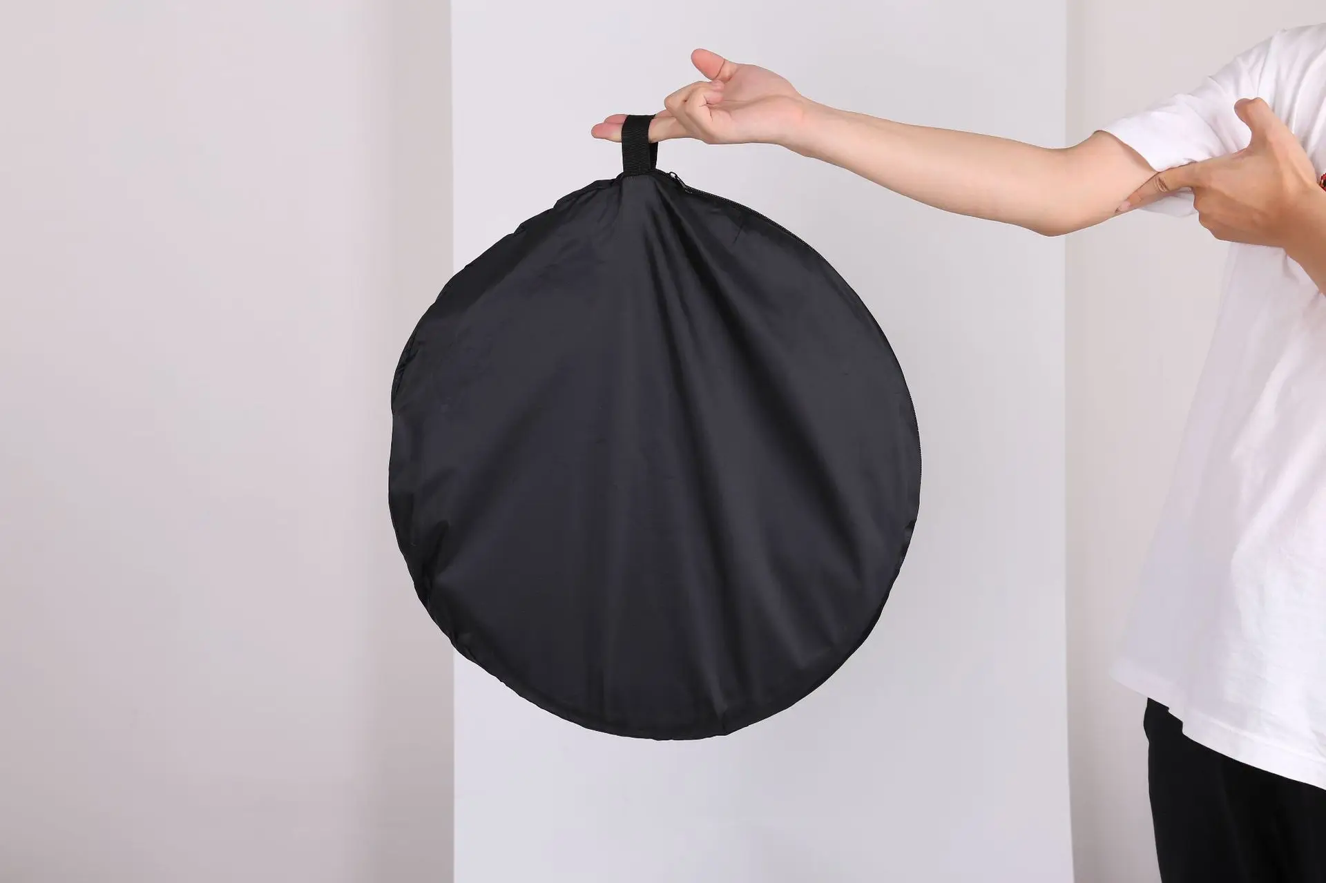 Green Screen For Zoom Photography Background 3.9x5.8ft/1.2x1.8m Photo