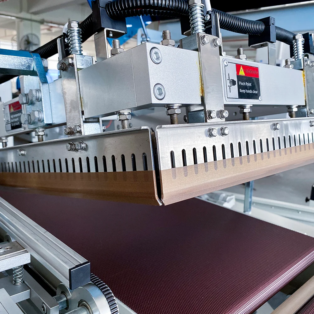 GURKI Box Shrink Plastic Packing Machine Shrink Wrapping Machine for Led Bulb
