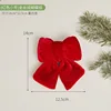 Pequeño lazo de terciopelo rojo