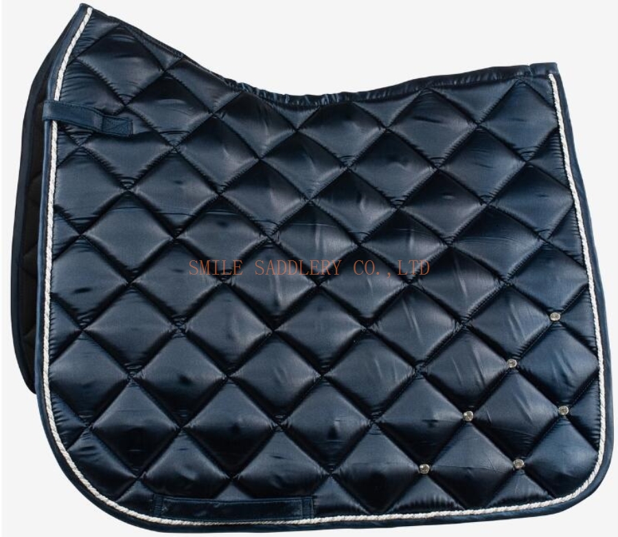 
Блестящая подкладка для езды на английском лошади 