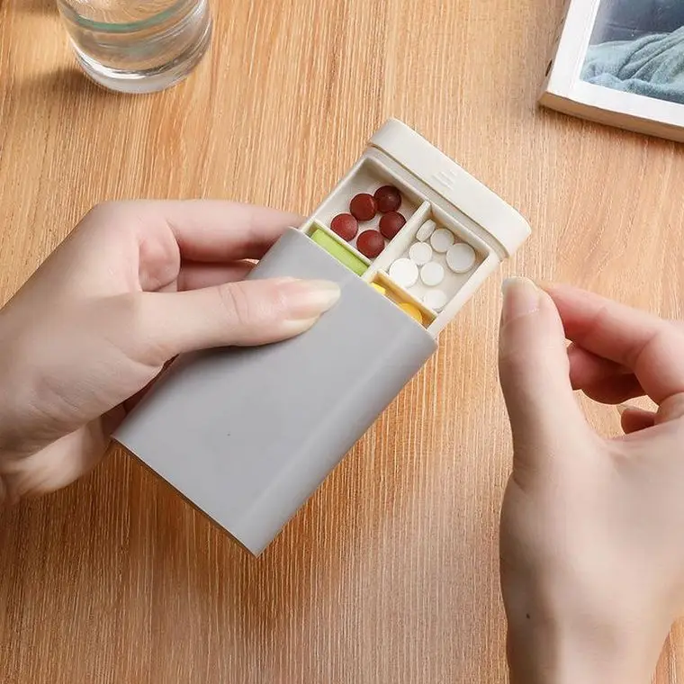 Новый продукт портативный маленький контейнер для таблеток ежедневный диспенсер с витамином путешествий 7 дней в неделю органайзер