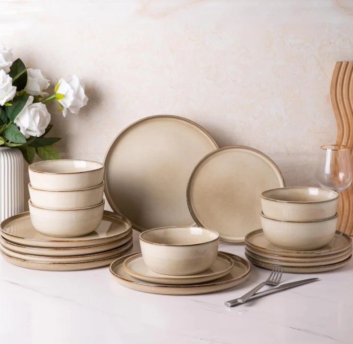 Customizable ceramic plates, reactive glaze, dessert, small dinner plates, microwave and dishwasher safe, scratch resistant