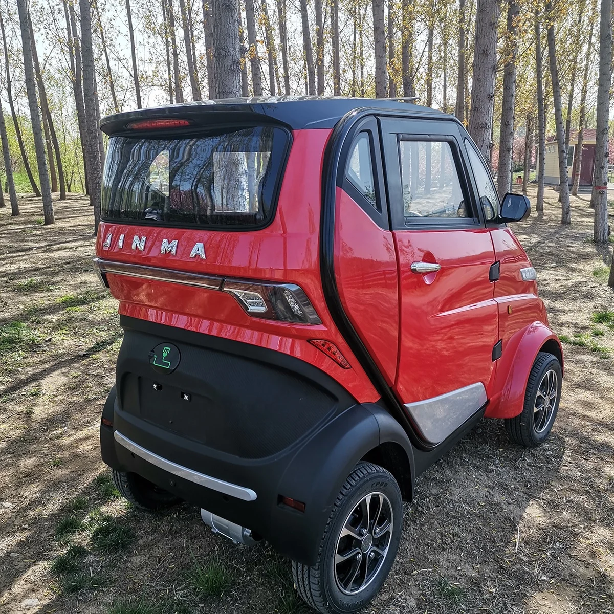 2022 New Design 4 Seaters Chinese Electric Pick Up Truck Mini Electric Quadricycle Automobiles Vehicles