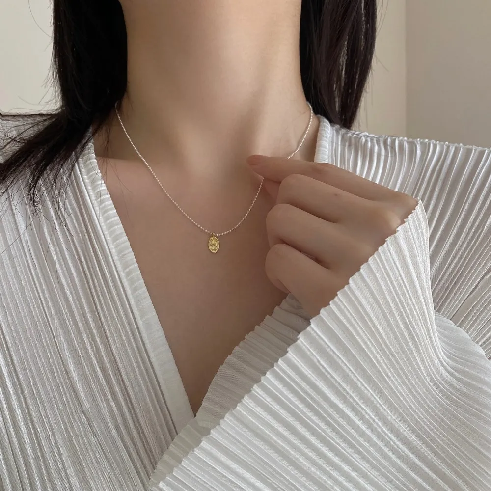 KAKODIY Fashion Jewelry Elegant 18K Gold Plated 925 Sterling Silver Pendant Necklace Women's Flower Coin Necklace detail 3