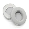 Gray mesh oval
