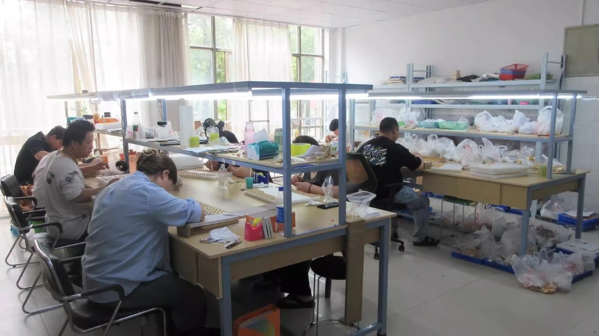 Shanghai Aochuan Jewelry Crafts Co., Ltd.