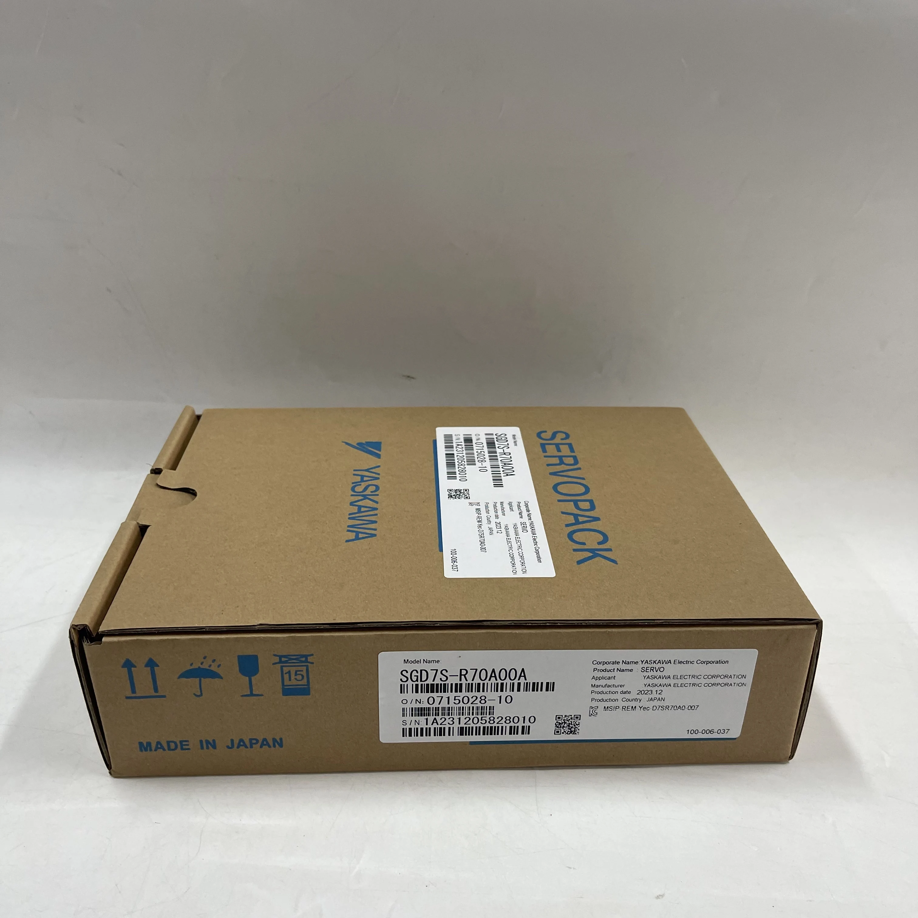 Yaskawa AC Servo Amplifier SGD7S-R70A00A