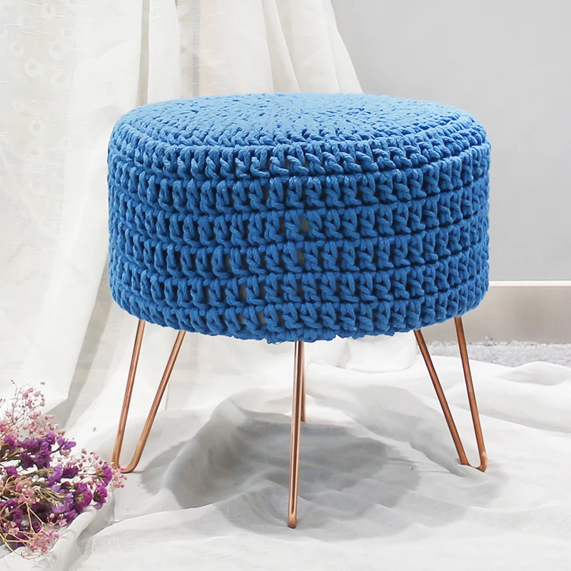 Wholesale Hot Sale Nordic Modern Pink Velvet Fabric Ottoman Legs Modern Dressing Table Step Stool Ottoman Pouf