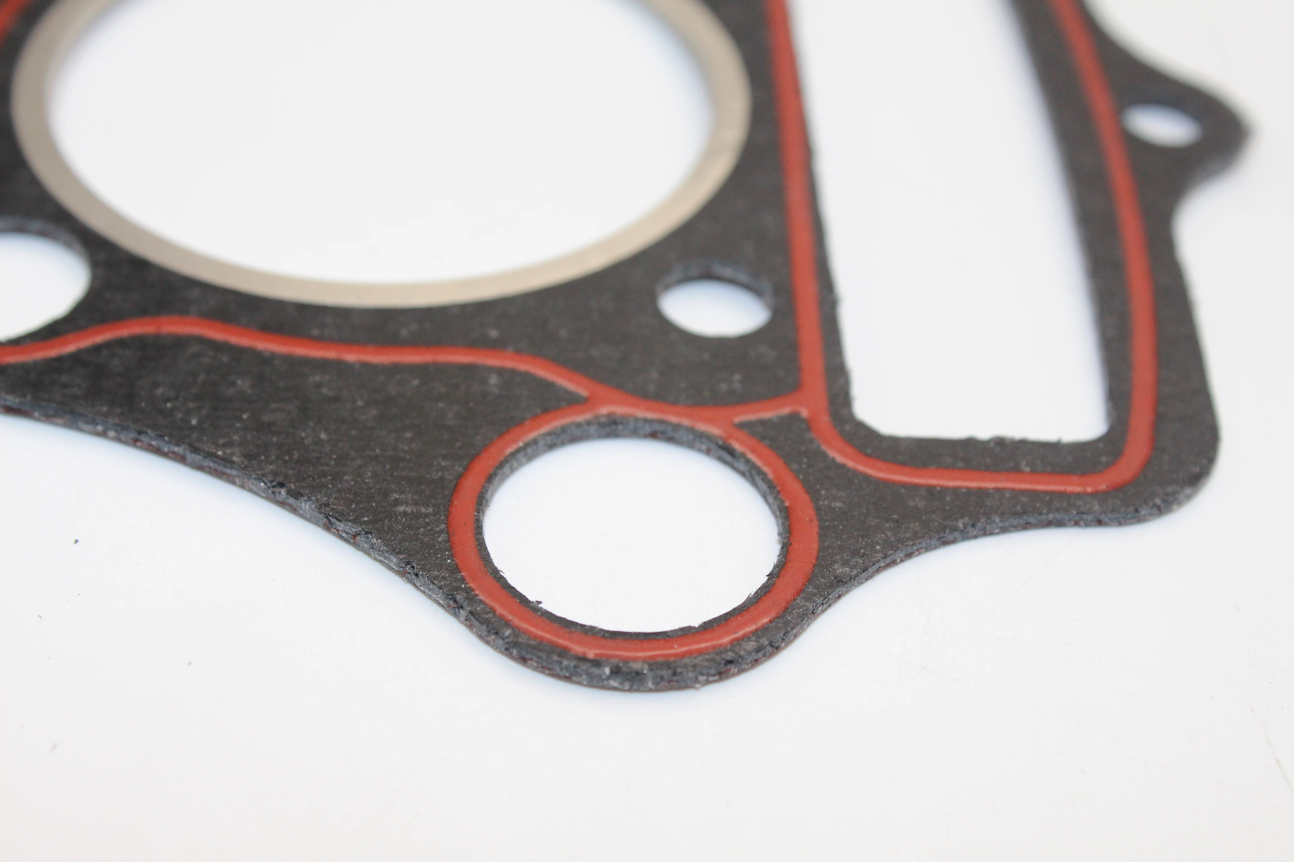 HONDA CD 70 Motorcycle Engine Gasket Round Flat Rubber Gasket with Plastic and Metal Silicone Material Packed in a Bag