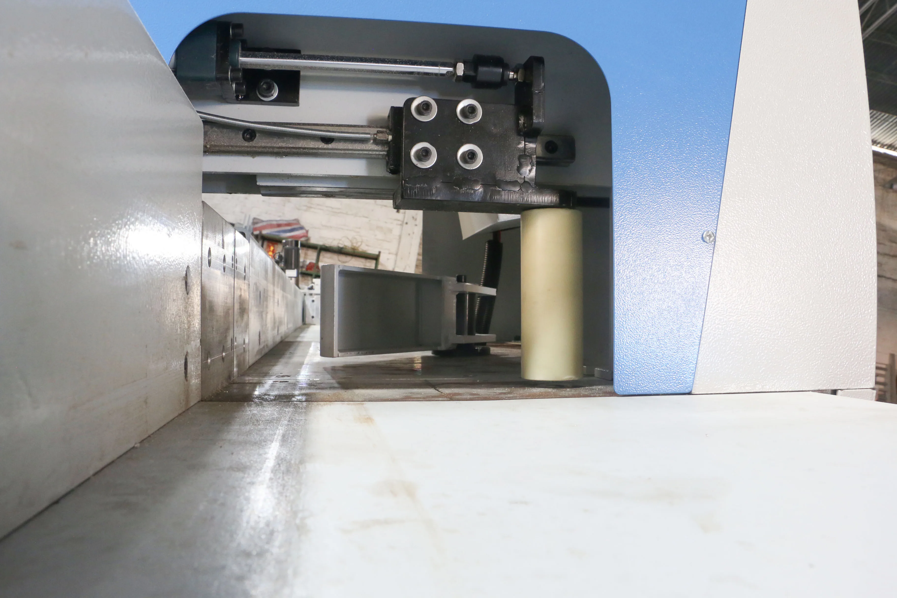 MB Woodworking Machine  CNC Cross Cutting Machine Vertical Panel Saw Machine Track Saw for Sawmill