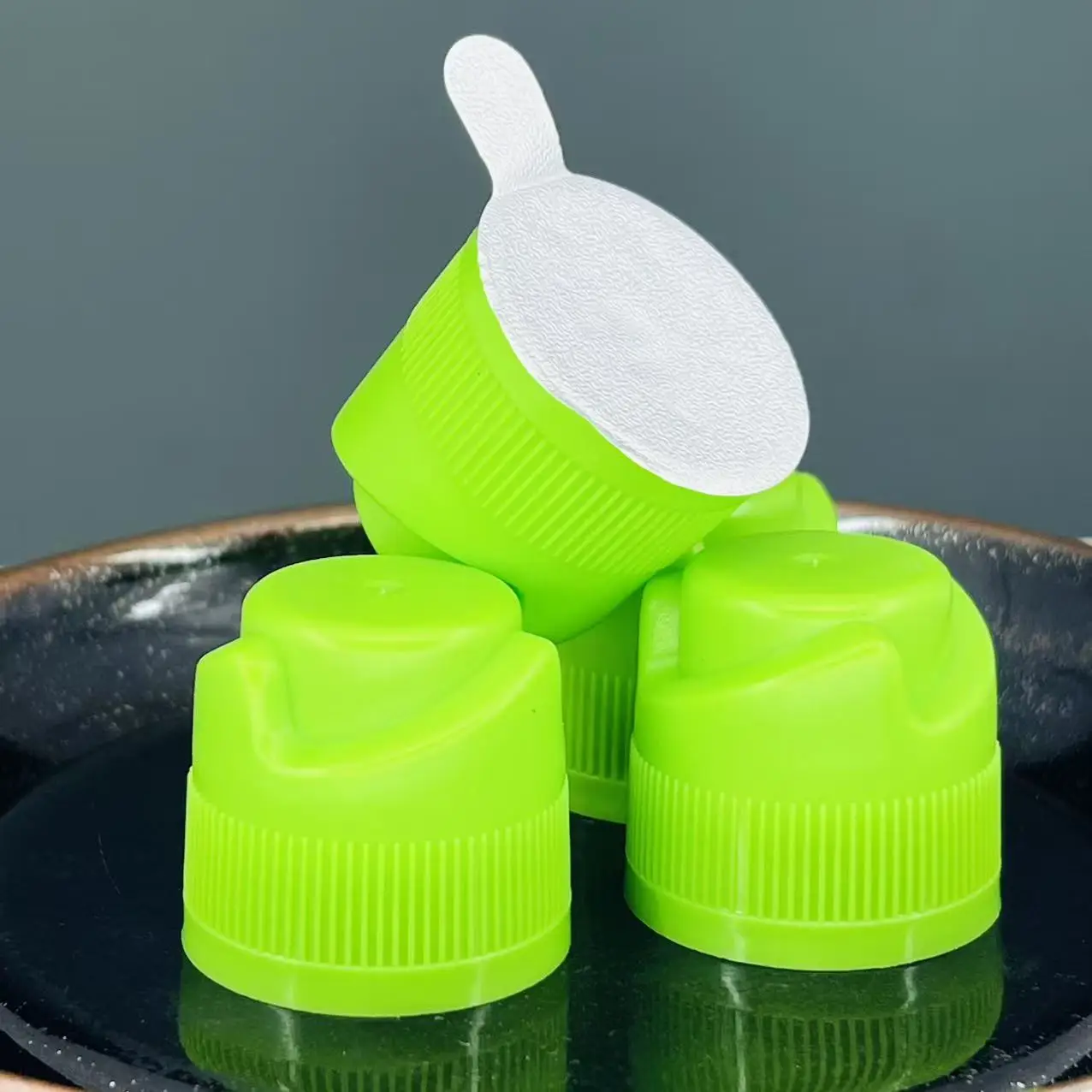 抹茶茶ドリンクグリーンティーパウダーボトルキャップパウダー分離