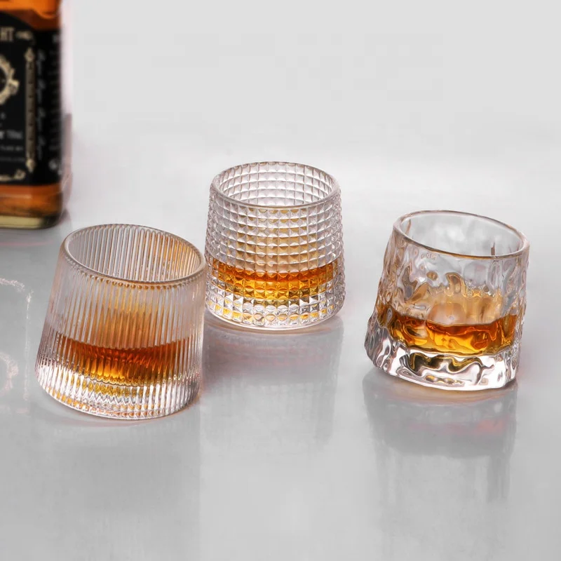 Lead Free New Design Whiskey Glasses Tumbler Bar Glass Set Rotating