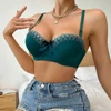 Vert foncé