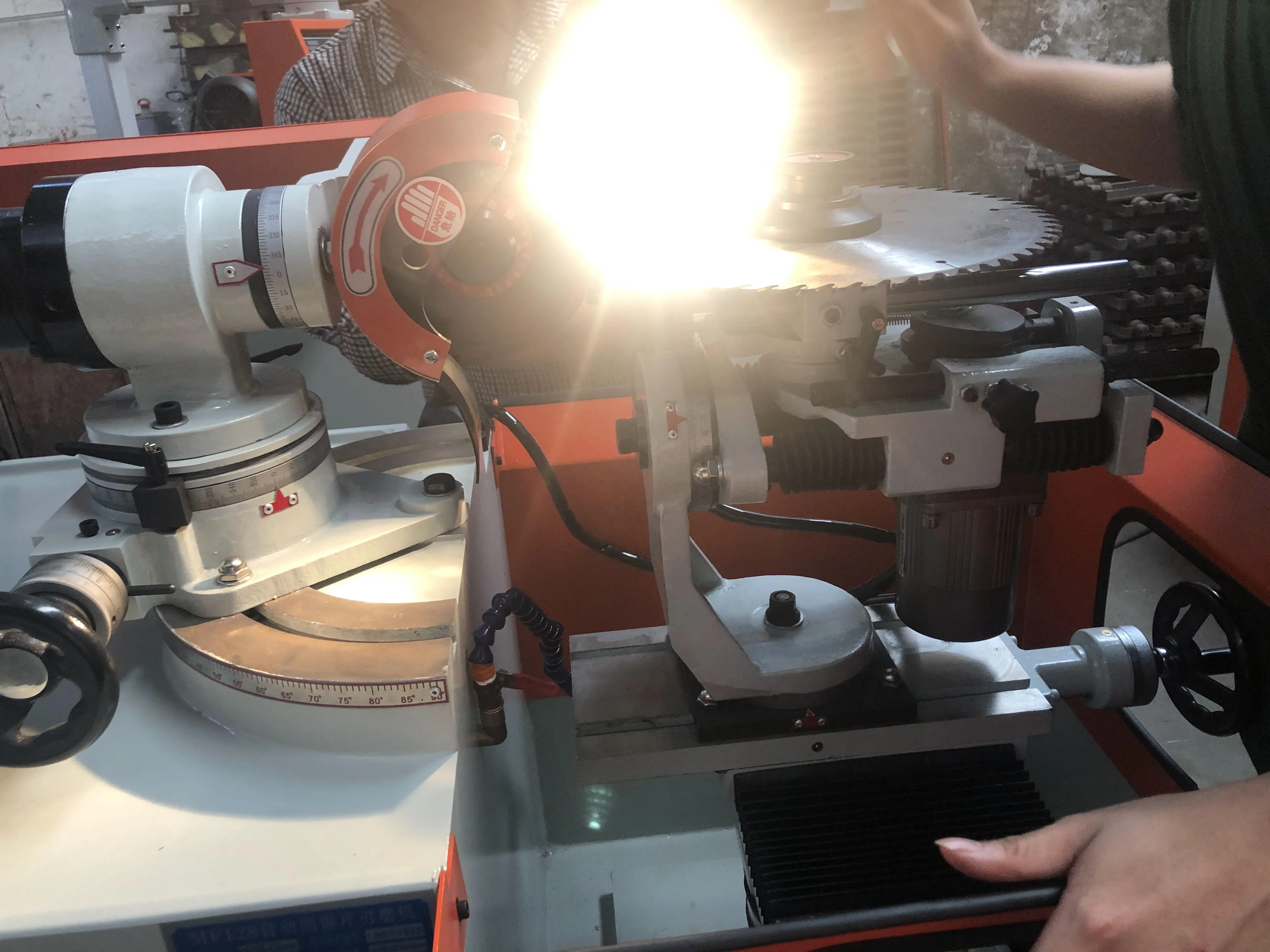 Best Price Cnc High Accuracy Circular Saw Blade Grinding Machine TCT Blade Sharpening Machine